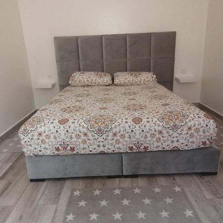 Appartement Pour Famille Есувейра Екстериор снимка
