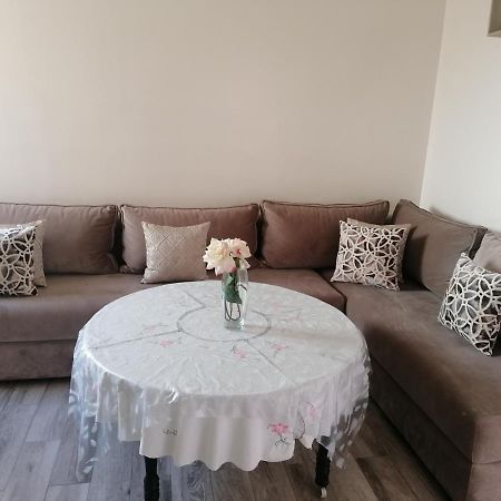 Appartement Pour Famille Есувейра Екстериор снимка